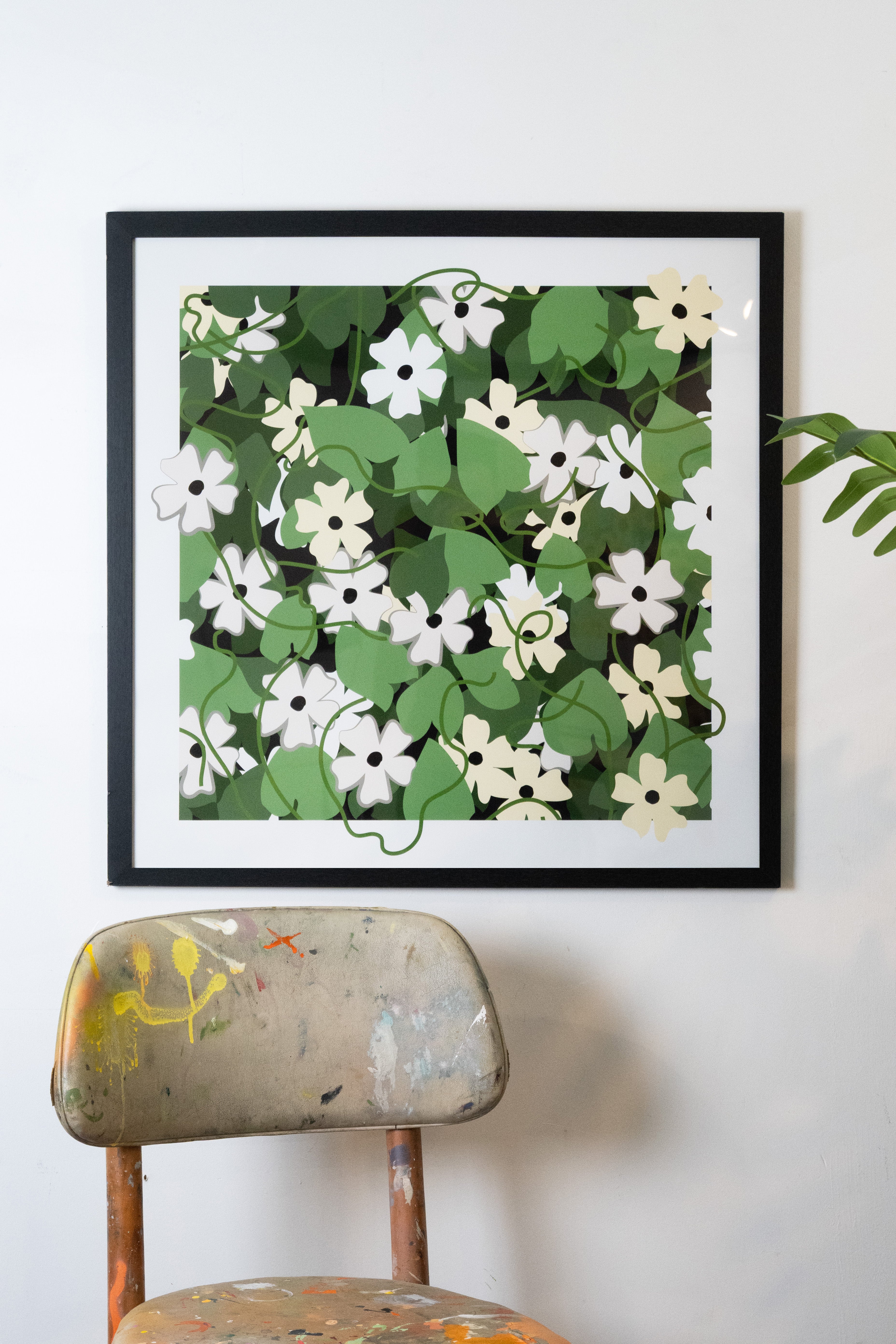 White and Beige "Black-eyed Susan Vine" Print-2